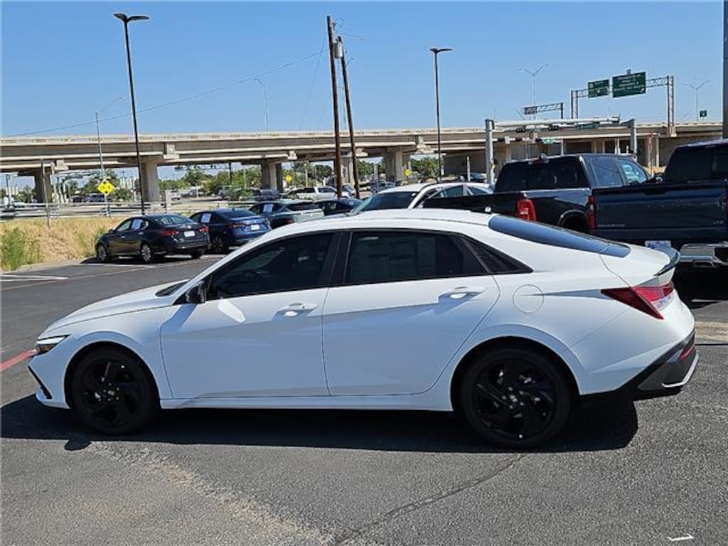 New 2026 Hyundai Elantra SEL Sport Sedan