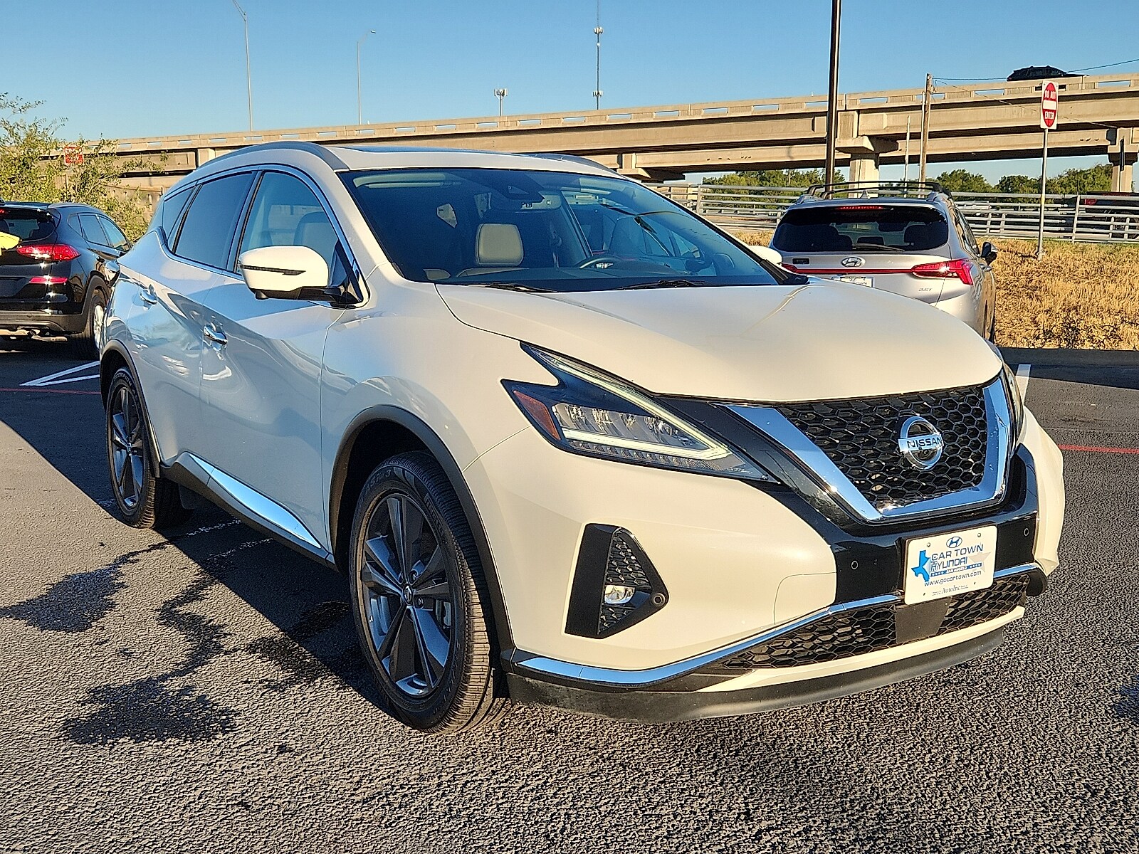 2021 Nissan Murano Platinum photo 2