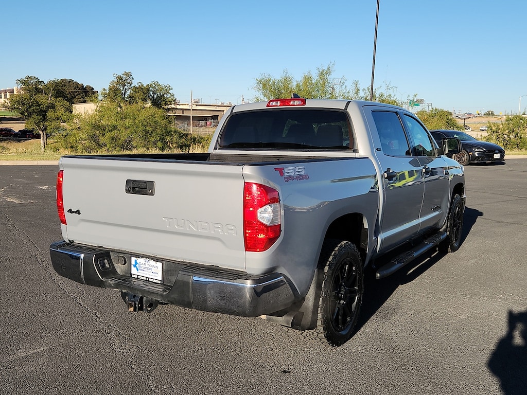 Used 2020 Toyota Tundra SR5 5.7L V8 4x4 CrewMax 5.6 ft. box 145.7 in. WB PK