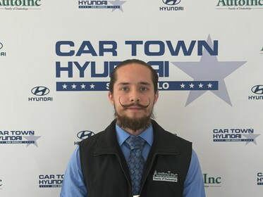 Staff member Isaiah Sikes  from ID_f6ef46