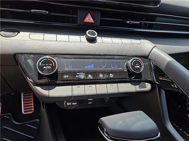 2025 Hyundai Elantra Blue - Photo 17