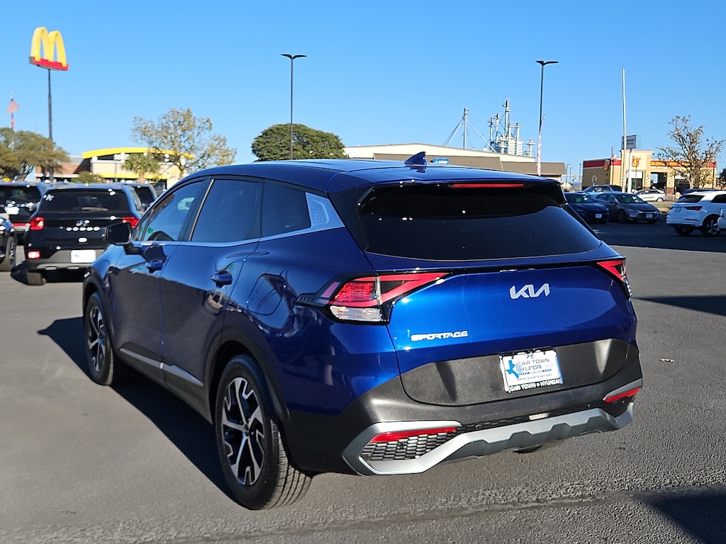 Used 2023 KIA Sportage EX Front-Wheel Drive
