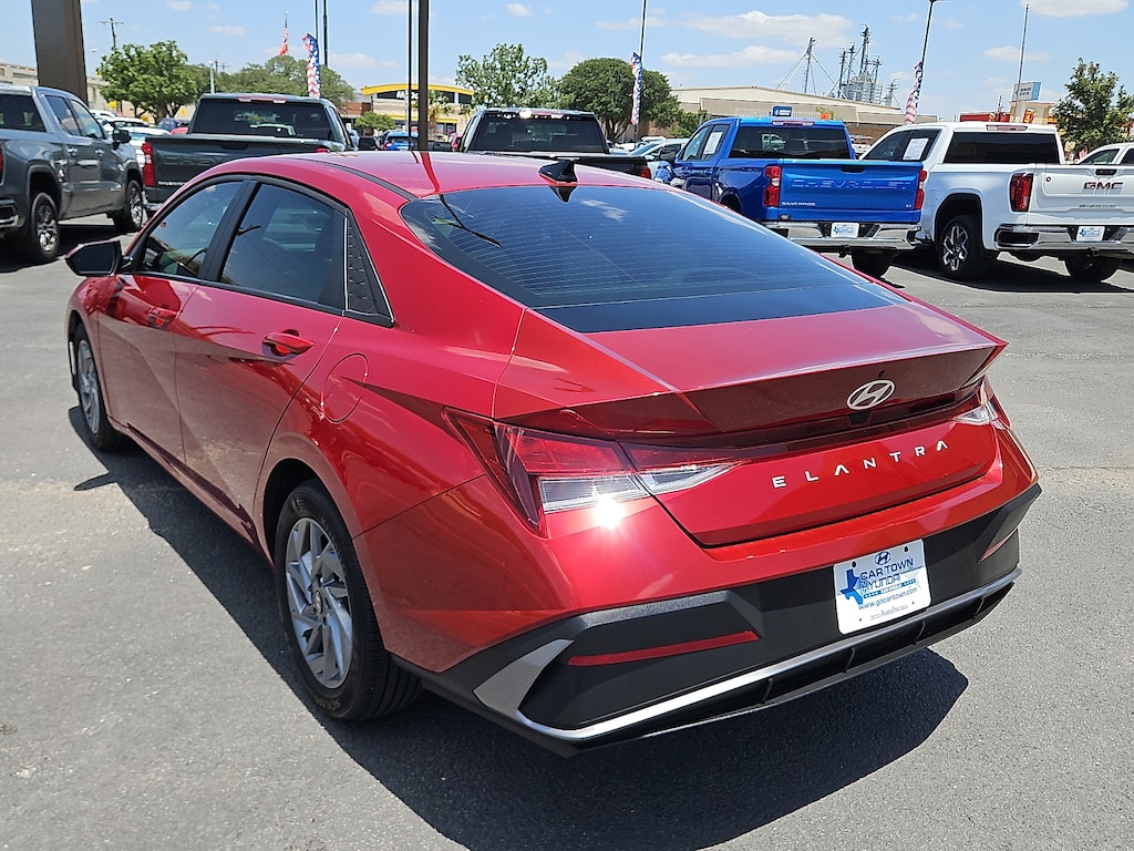 Certified 2024 Hyundai Elantra SEL (IVT) Sedan