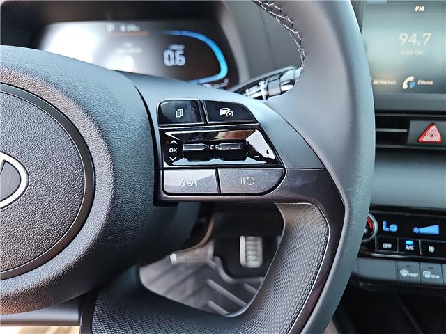 2025 Hyundai Elantra SEL - Photo 17