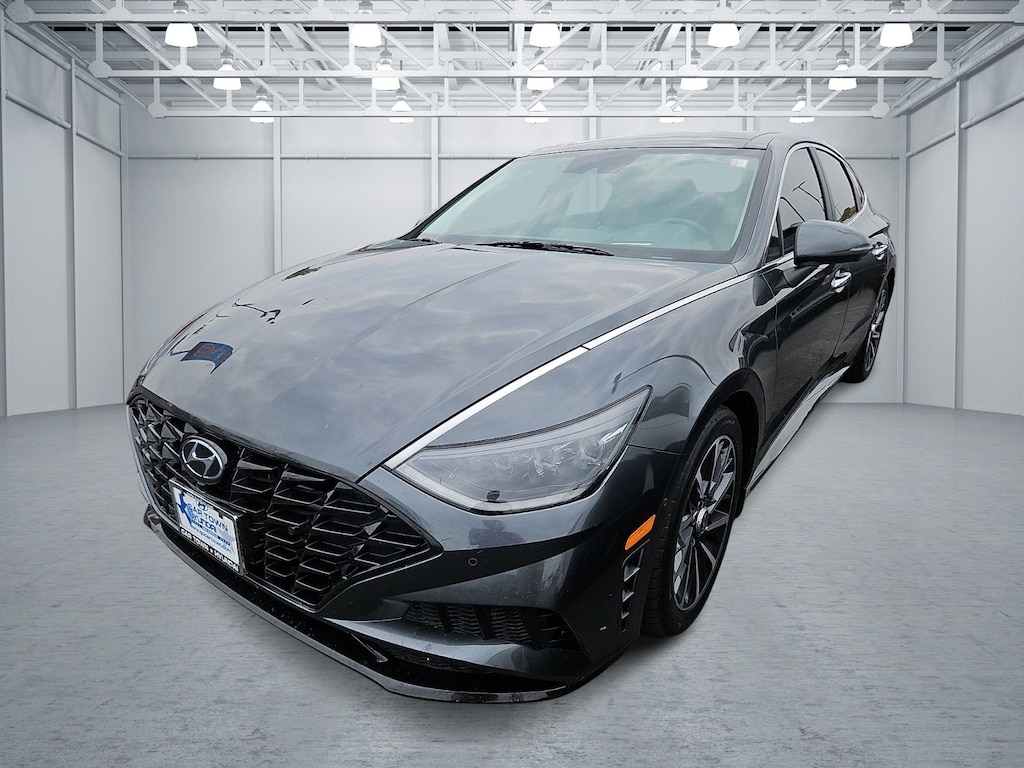 Used 2022 Hyundai Sonata Limited Sedan