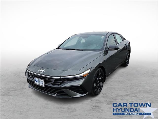 2026 Hyundai Elantra SEL's photo