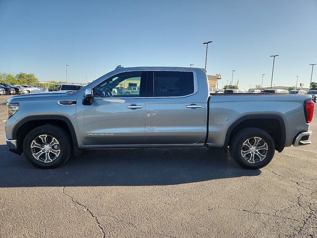 Used 2024 GMC Sierra 1500 SLT 4x2 Crew Cab 5.75 ft. box 147.4 in. WB