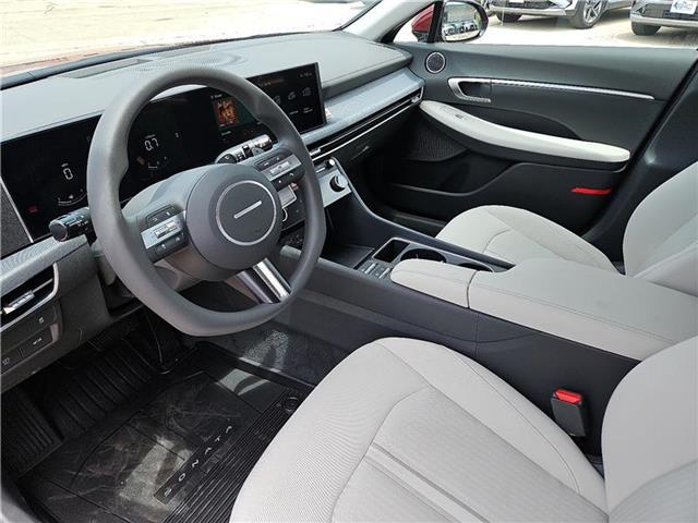 2025 Hyundai Sonata SEL - Photo 12