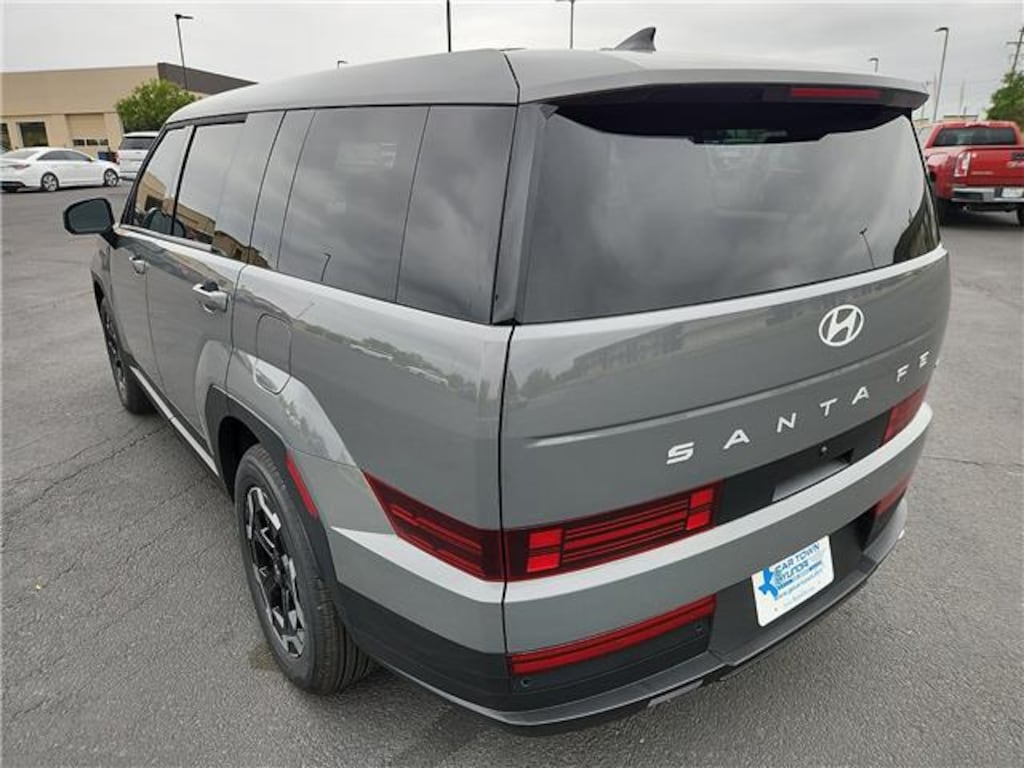New 2026 Hyundai Santa Fe SE SUV