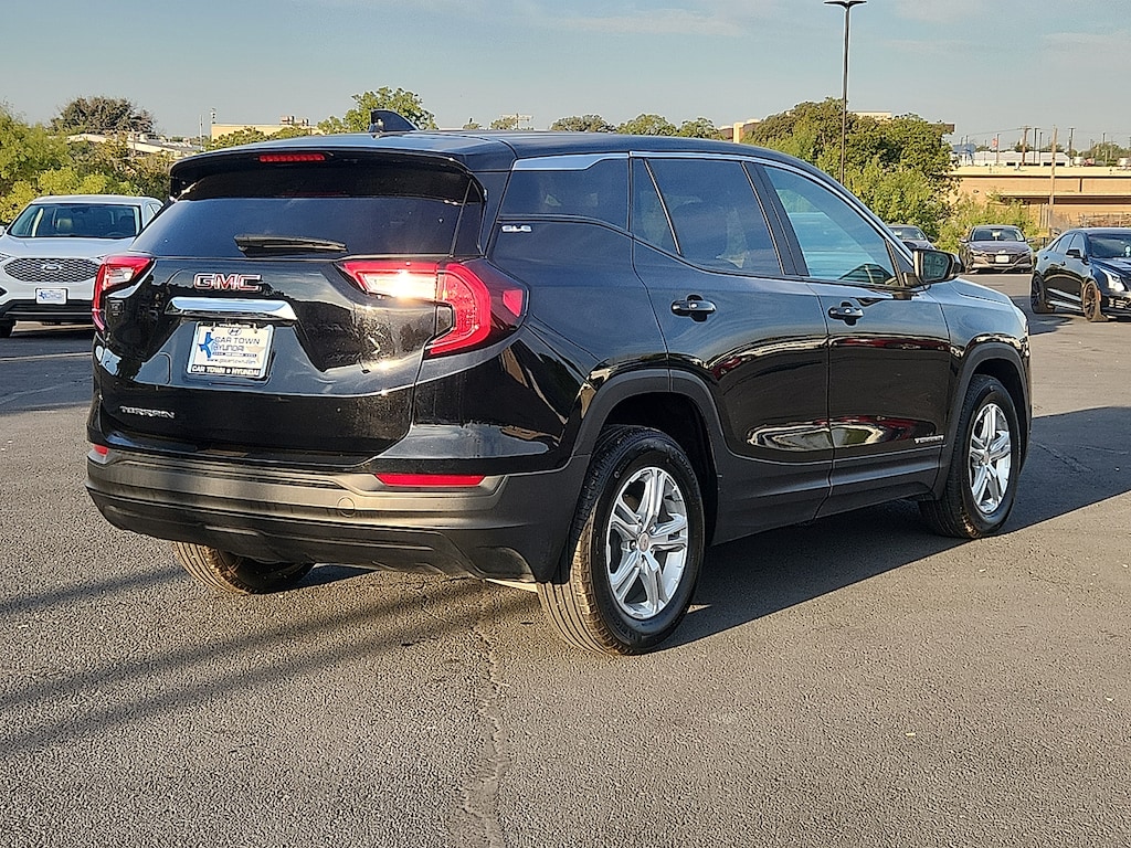 Used 2024 GMC Terrain  LL