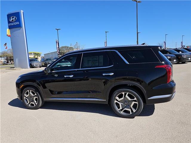 2025 Hyundai Palisade SEL photo 2