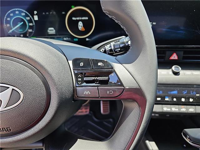 2025 Hyundai Elantra Blue - Photo 18