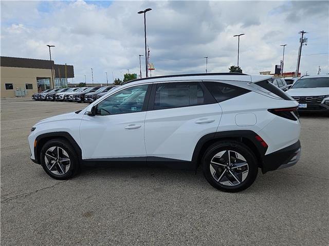 2025 Hyundai Tucson SEL Convenience photo 2