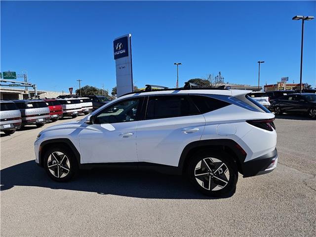 2025 Hyundai Tucson SEL Convenience photo 2