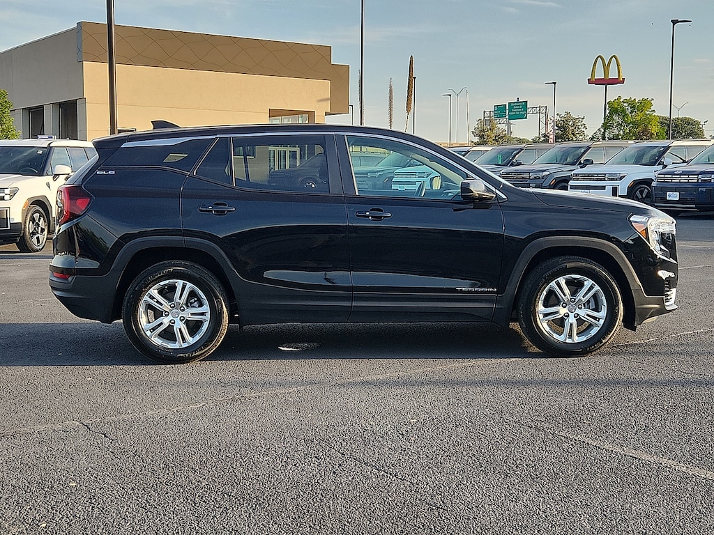 Used 2024 GMC Terrain  LL