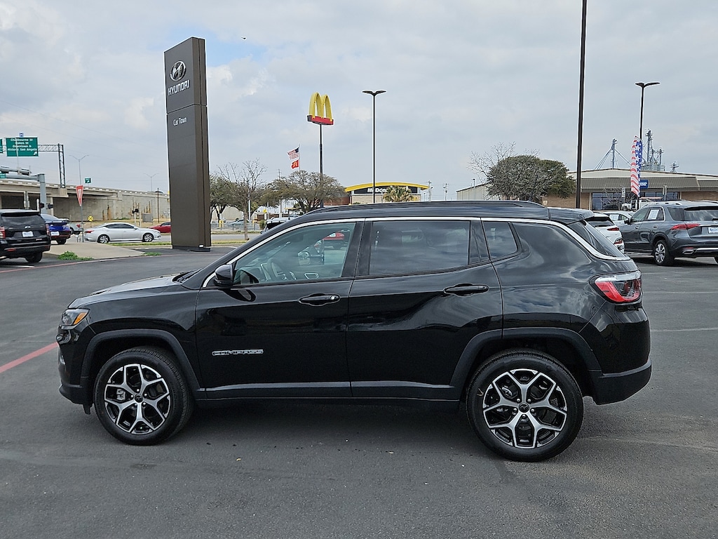 Used 2025 Jeep Compass Limited 4x4