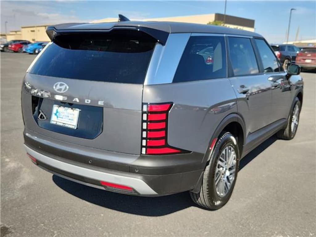 New 2026 Hyundai Palisade SE SUV