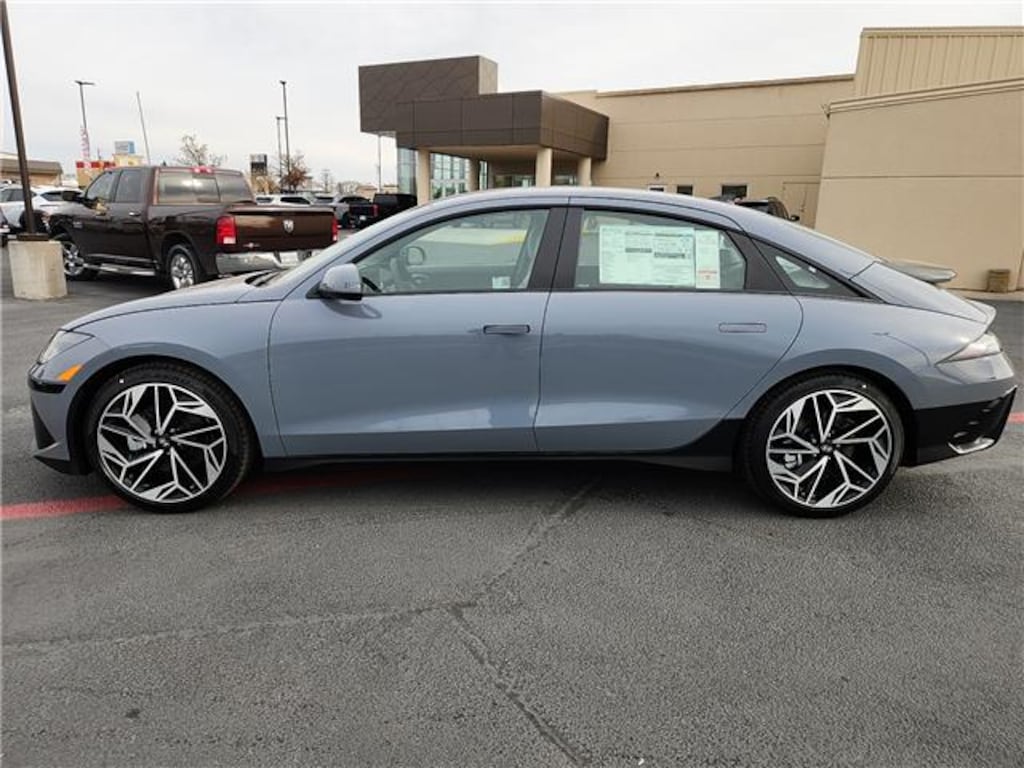 New 2025 Hyundai IONIQ 6 SEL Sedan