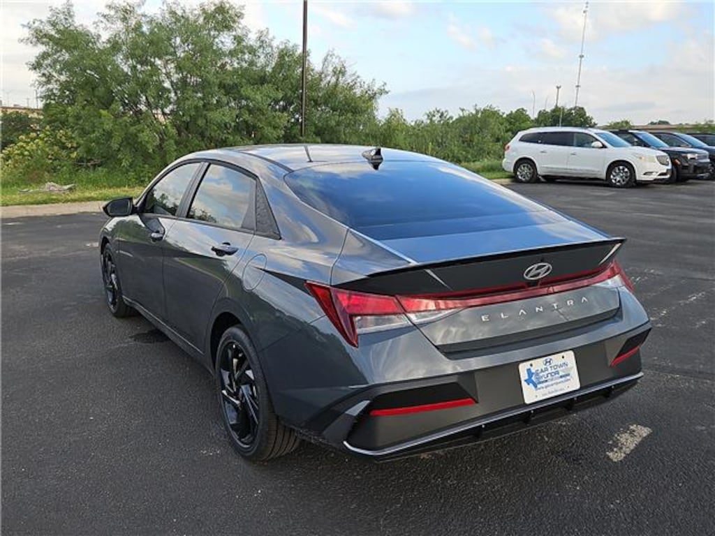New 2026 Hyundai Elantra SEL Sport Sedan
