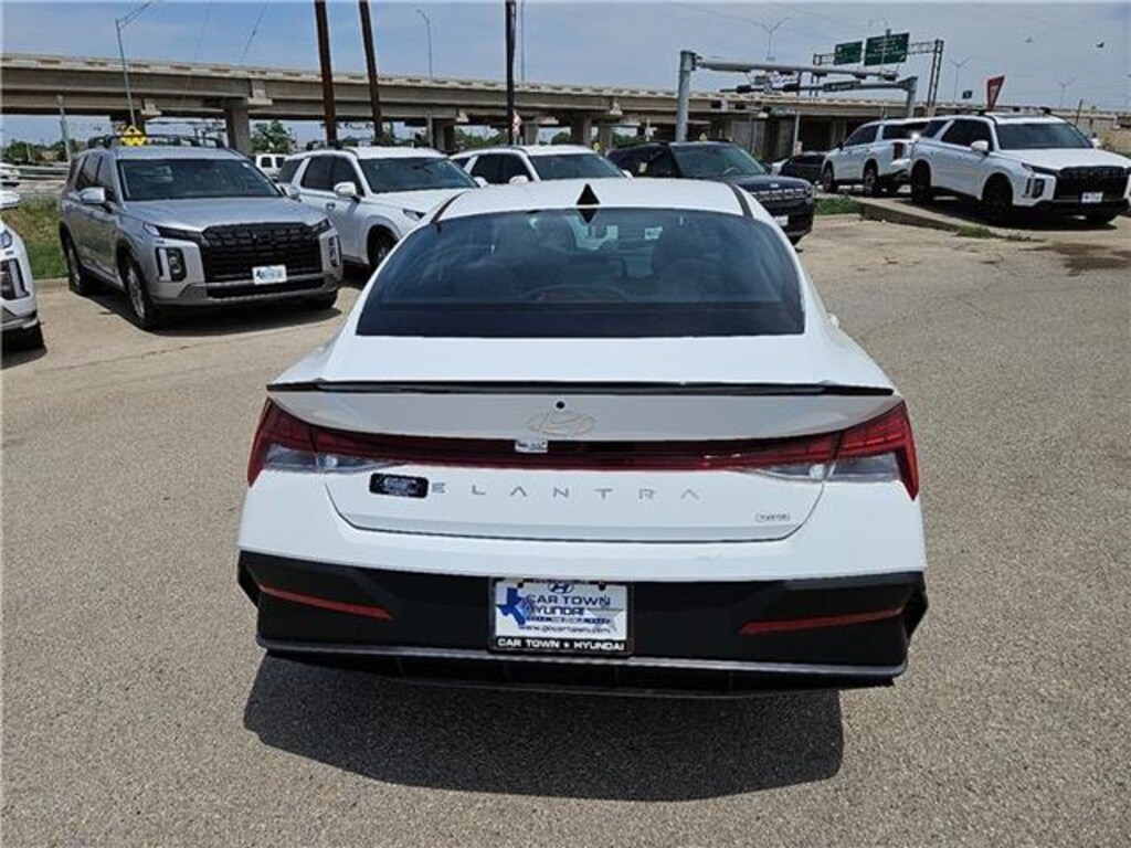 New 2025 Hyundai Elantra Hybrid SEL Sport Sedan