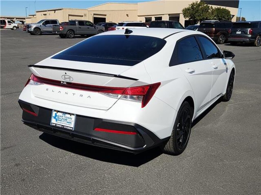 New 2026 Hyundai Elantra SEL Sport Sedan