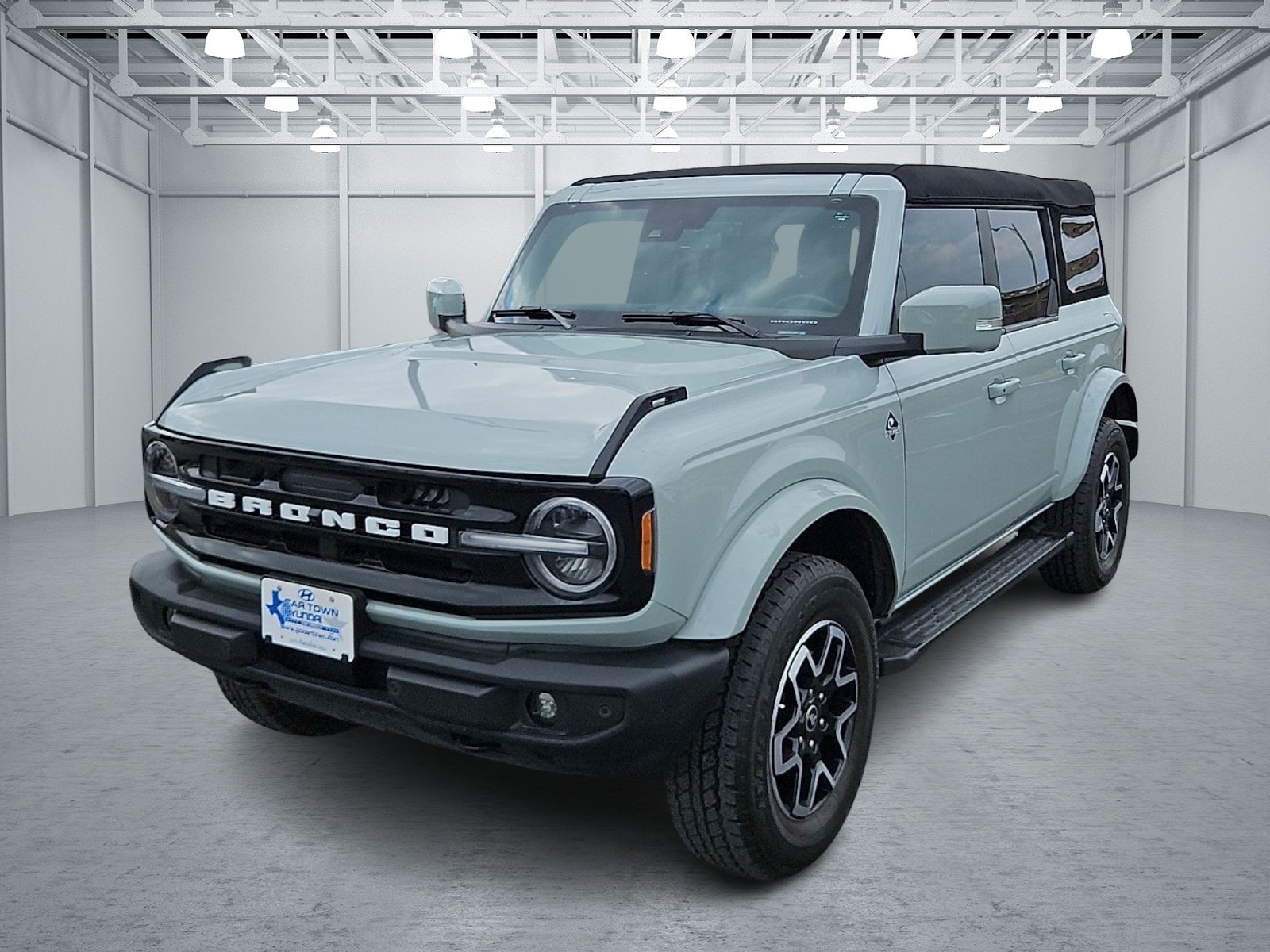 2023 Ford Bronco 4-Door Outer Banks