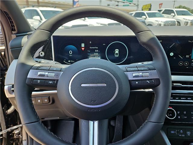 2025 Hyundai Santa Cruz Limited - Photo 17