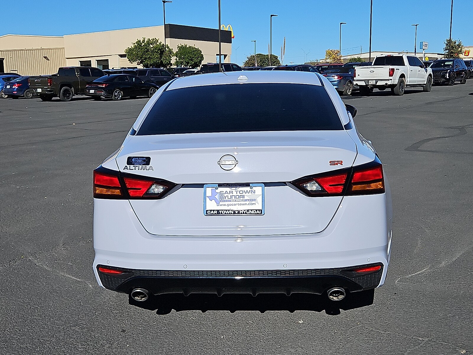 2024 Nissan Altima 2.5 SR photo 4