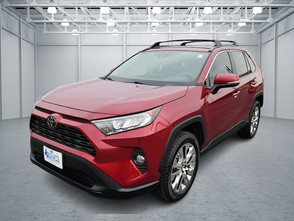 Used 2021 Toyota RAV4 XLE Premium Front-wheel Drive