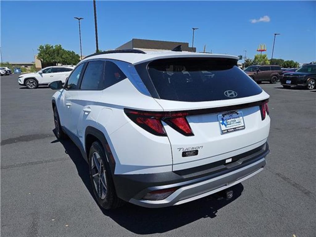 New 2026 Hyundai Tucson SEL SUV