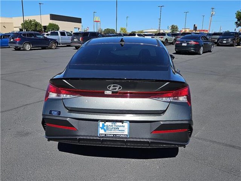 New 2025 Hyundai Elantra SEL Sport Sedan