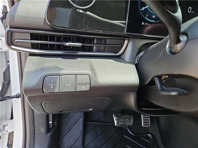 2025 Hyundai Elantra Blue - Photo 17