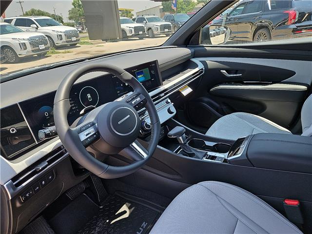 2025 Hyundai Santa Cruz Limited - Photo 14