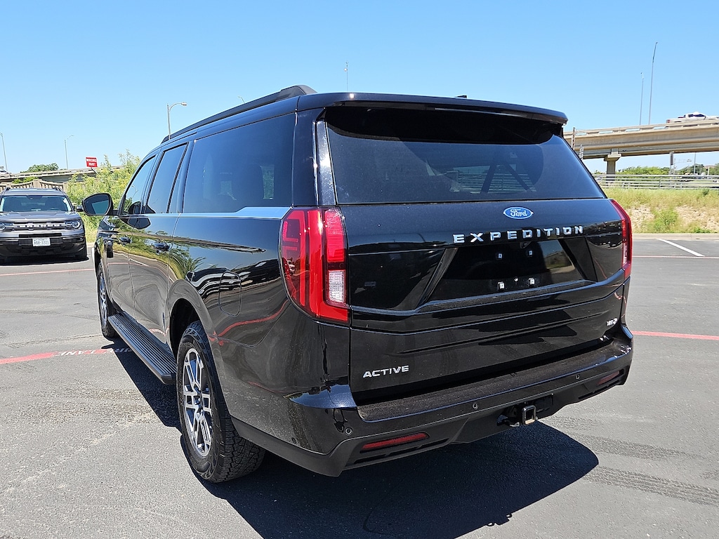 Used 2025 Ford Expedition Max Active 4x4