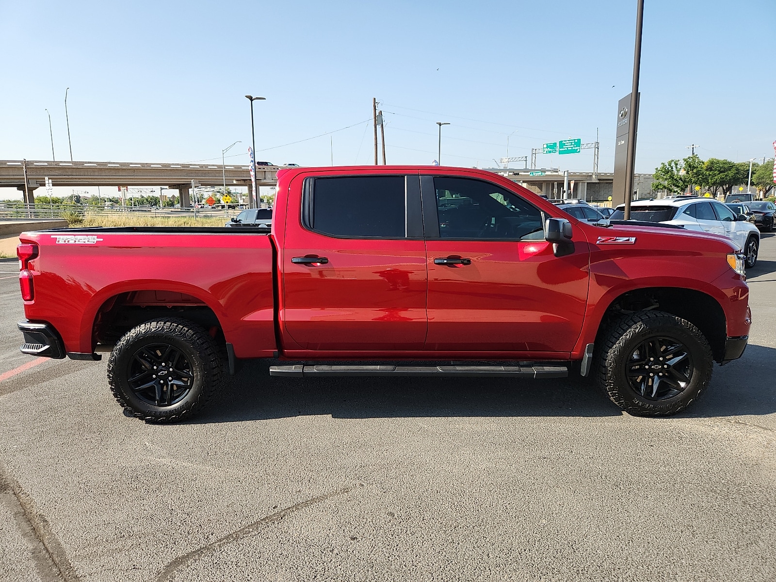2024 Chevrolet Silverado 1500 LT Trail Boss - Photo 5
