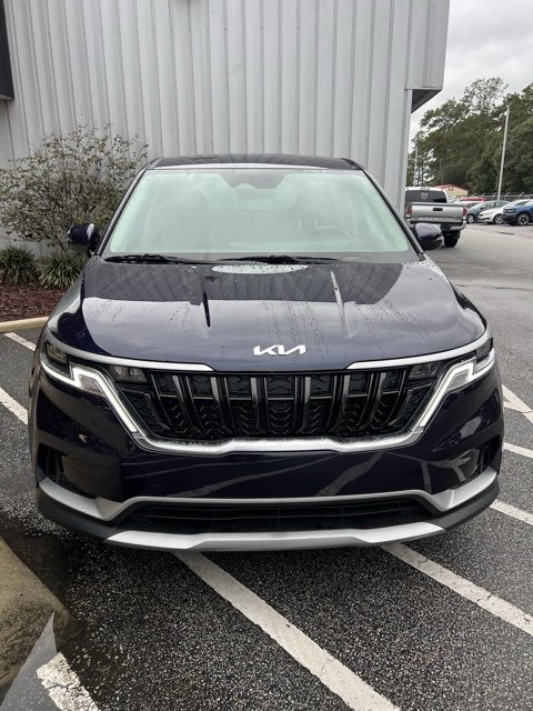 2022 Kia Carnival LXS photo 2