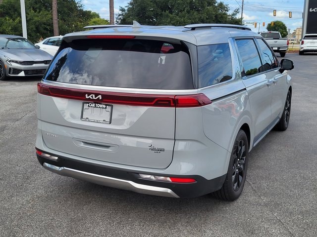 Used 2024 Kia Carnival SX Prestige with VIN KNDNE5H35R6365156 for sale in Florence, SC