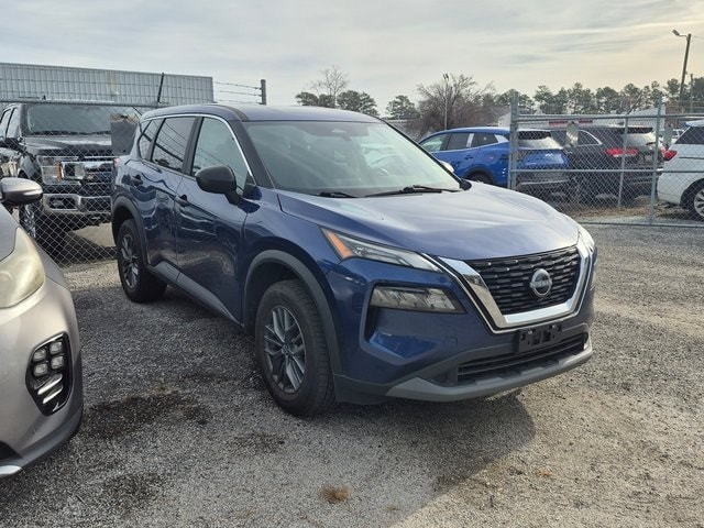 2023 Nissan Rogue S's photo