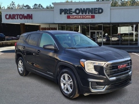 2024 GMC Terrain SLE's photo
