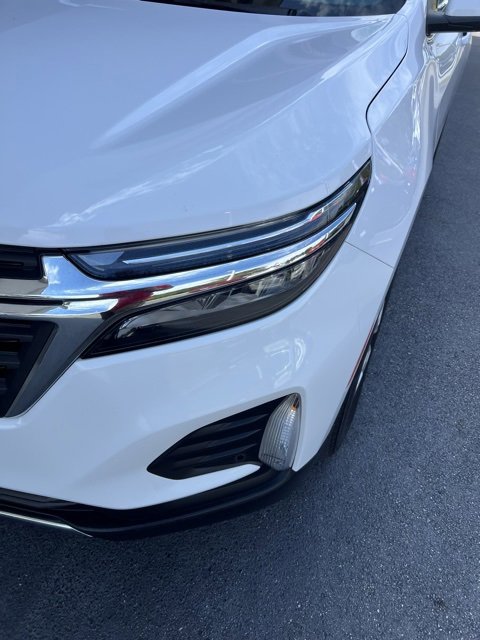 2023 Chevrolet Equinox LT photo 2