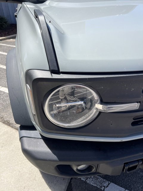 2024 Ford Bronco Black Diamond photo 2