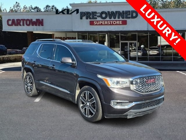 2019 GMC Acadia Denali's photo