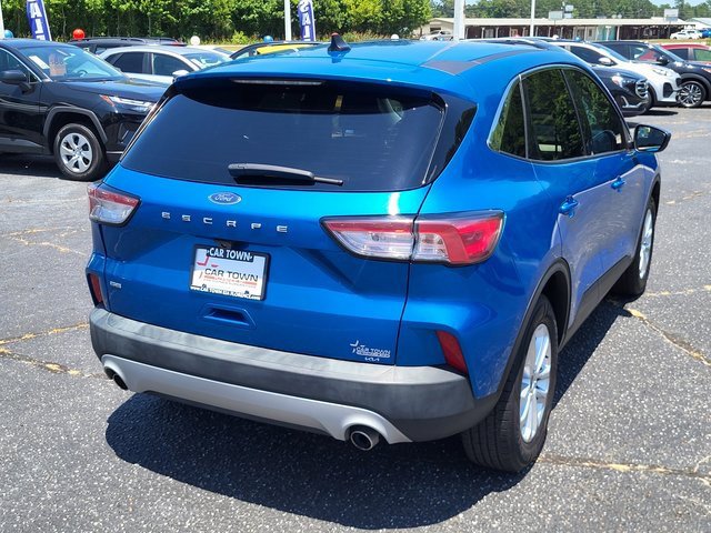 Used 2021 Ford Escape SE with VIN 1FMCU0G63MUA98009 for sale in Florence, SC