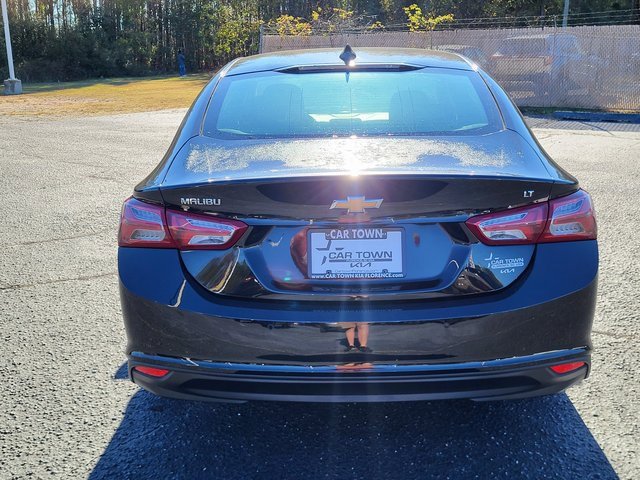 2024 Chevrolet Malibu Premier 2LT photo 3