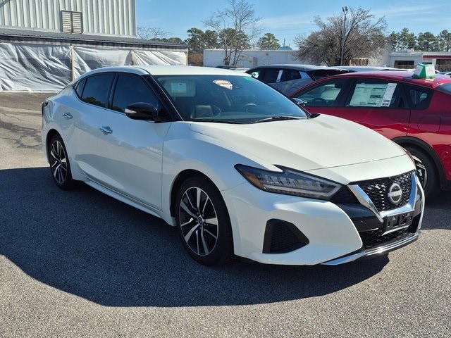 2023 Nissan Maxima SV