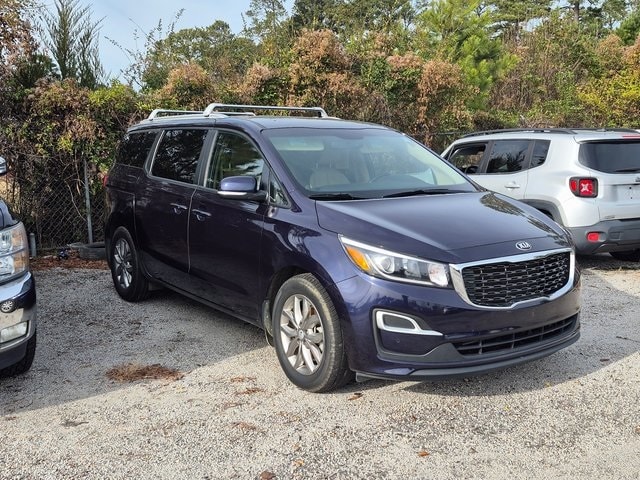 2021 Kia Sedona EX's photo