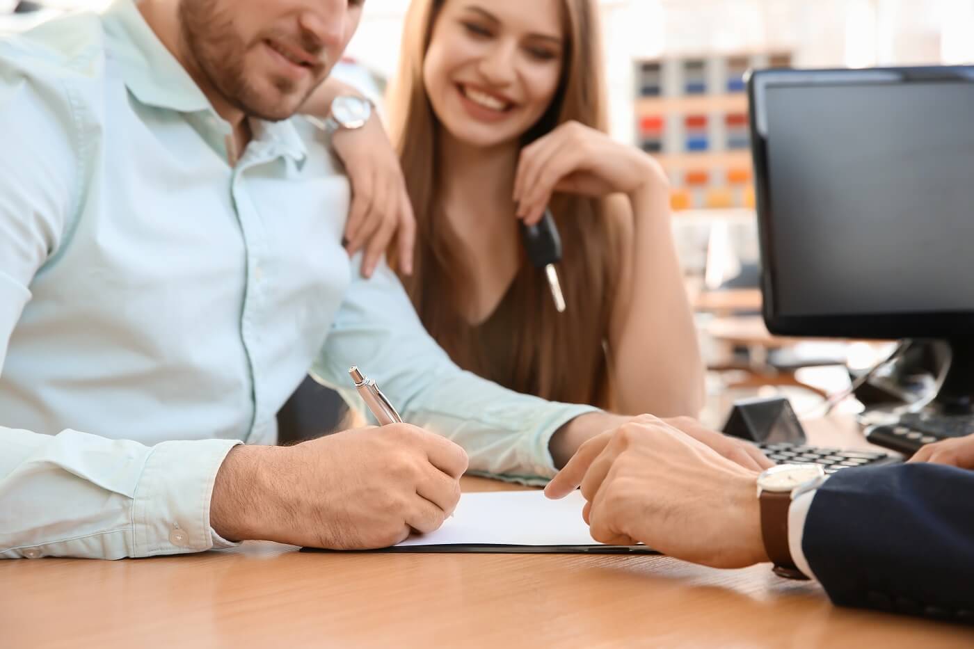 couple financing a new kia