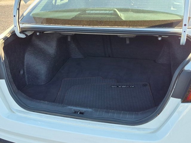 2024 Nissan Altima 2.5 SR photo 4