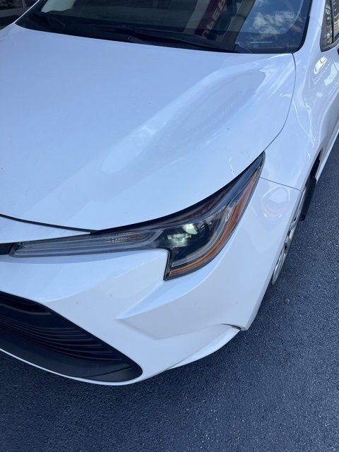 2025 Toyota Corolla LE photo 2