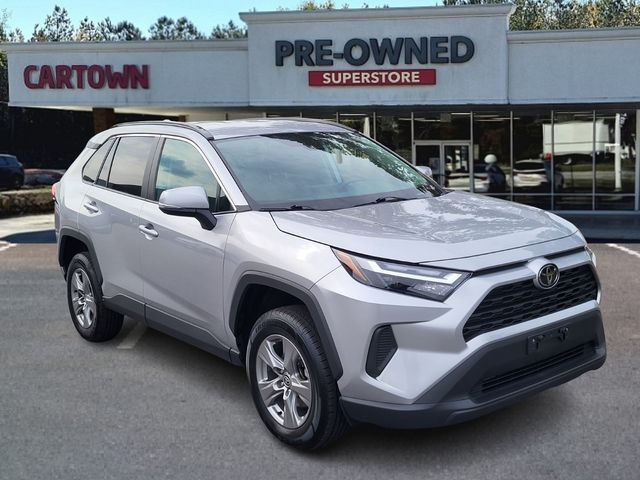 2024 Toyota RAV4 XLE